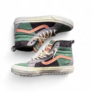 Vans Sk8-Hi 46 MTE DX Sneakers in Crème De Menthe and Obsidian size 8